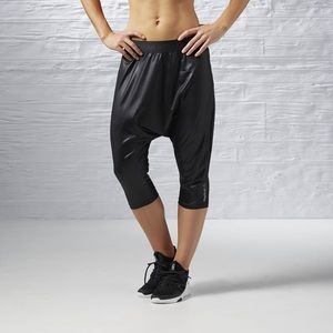 REEBOK dance harem capris S